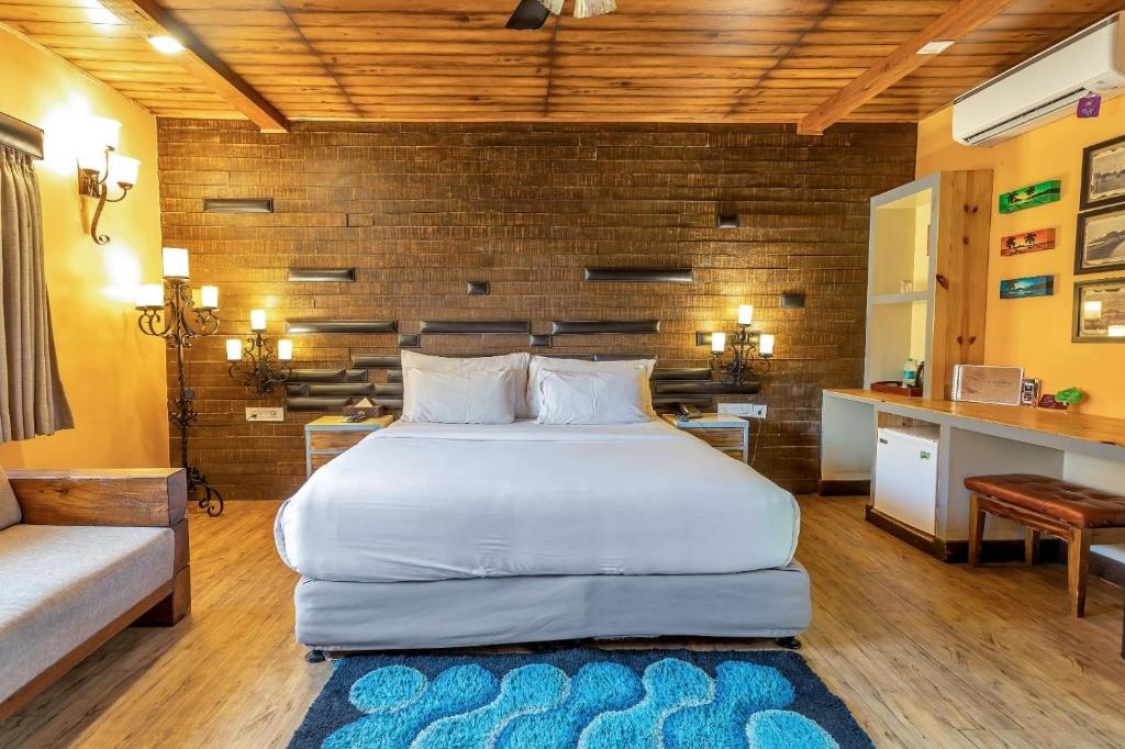The Baga Beach Resort  Rooms  Rooms Image 1 1   Copy
